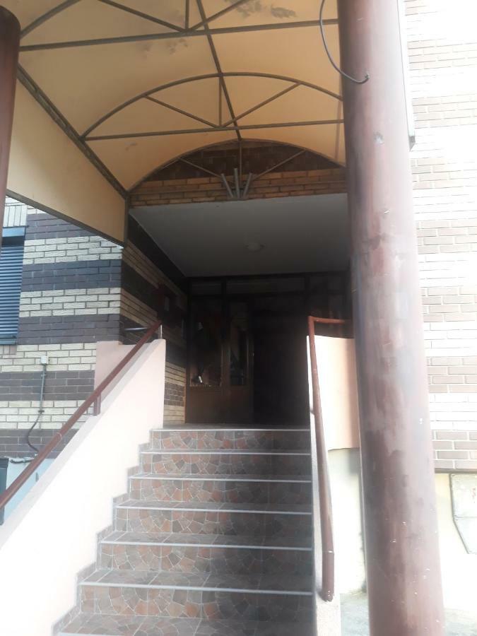 Central Apartments Vera กูซา ภายนอก รูปภาพ